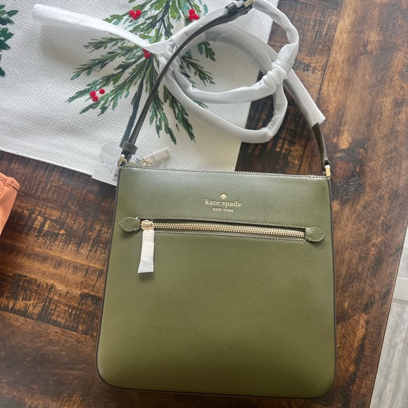 kate spade Handbags - Kate Spade Olive Green Crossbody Bag